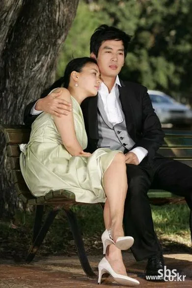 Promotional poster for the drama Blue Fish
