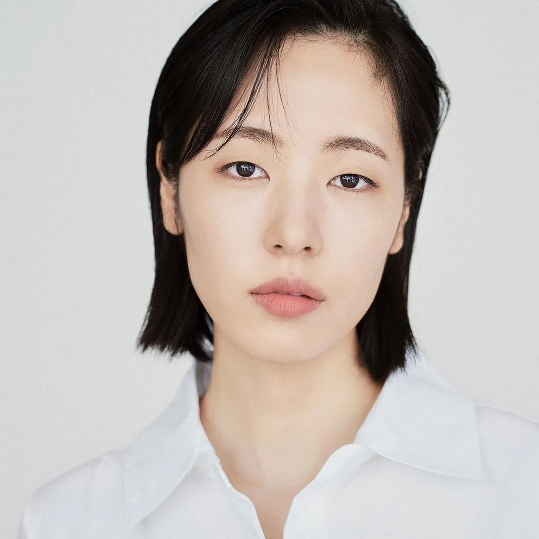 Portrait of actress Kong Seong-ha