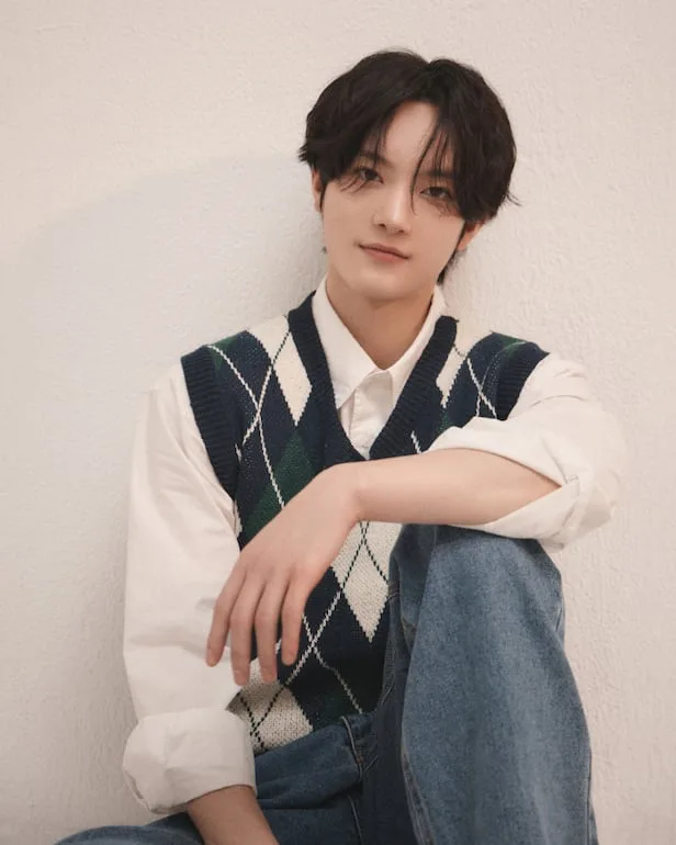 Jang Deok-Su promotional profile photograph