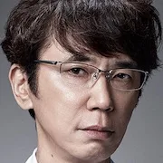 Yusuke Santamaria as Kazuma Ushio