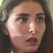 Adriana Duello as Italian tourist mom
