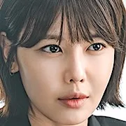 Portrait of actress Sooyoung who plays Maeng Se-Na