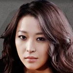 Han Go Eun as Vivian