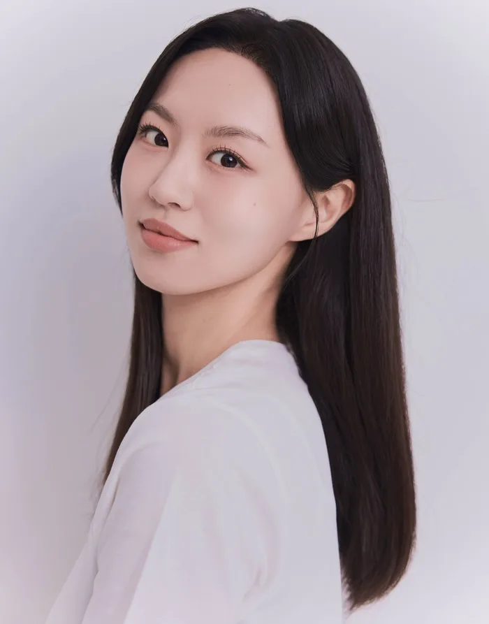 Portrait of South Korean actress Kim So-Yee
