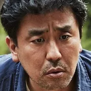 Ryu Seung-Ryong as Woo-Ryong