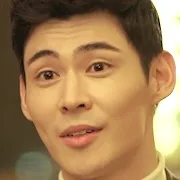 Choi Baek-gu as Kim Dong-woon