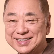 Koraku Sanyutei portrays Yoshiaki Eiraku