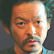 Takashi Yamanaka as Ari