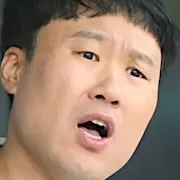 Actor Kim Yong-Myung