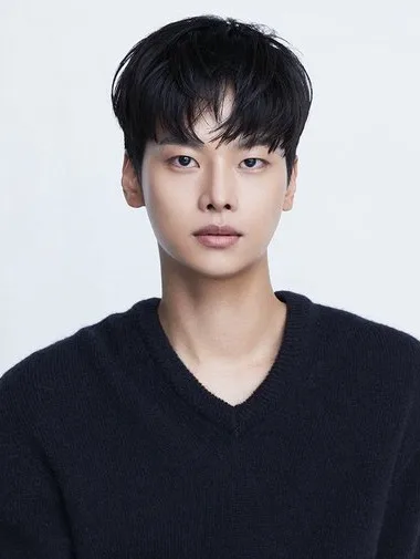 Portrait of Cha Hak-Yeon