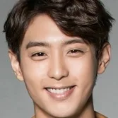 Hyun Woo