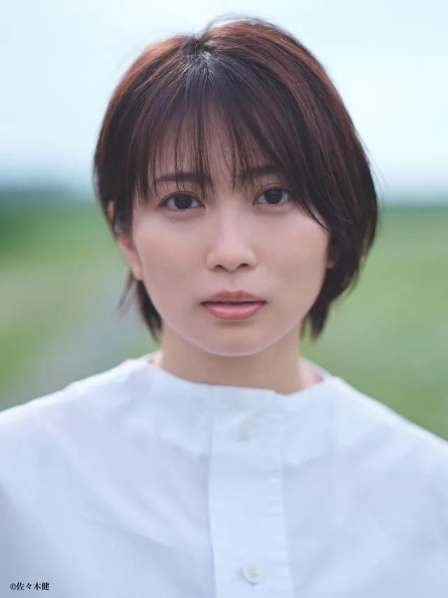 Mirai Shida portrait photograph