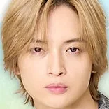 Yuta Tamamori as Kairi Kuzuya