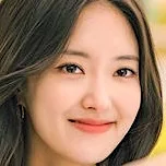 Lee Se-Young as Kim Yoo-Ri