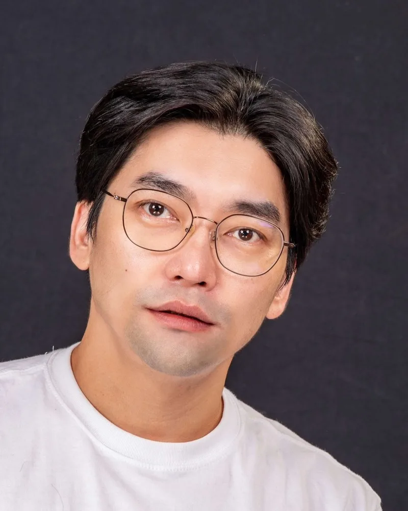 Park Ji-Han profile portrait