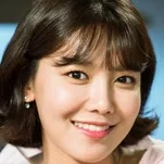 Sooyoung as Lee Roo-Ri