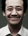 Portrait photograph of South Korean actor Ri Min.