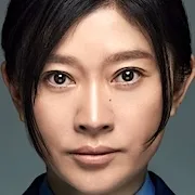 Ryoko Shinohara as Kozue Fuyuki