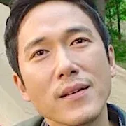 Actor Jung Young-sub
