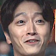 Choi Jung-hun as an audience member