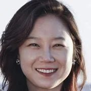 Kong Hyo-jin as Mi-yun