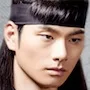 Lee Yi-Kyung as Tae-Pyeong