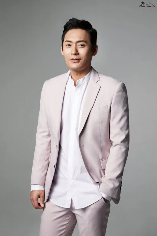 Choi Dae-Hoon promotional portrait