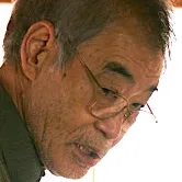 Akira Emoto