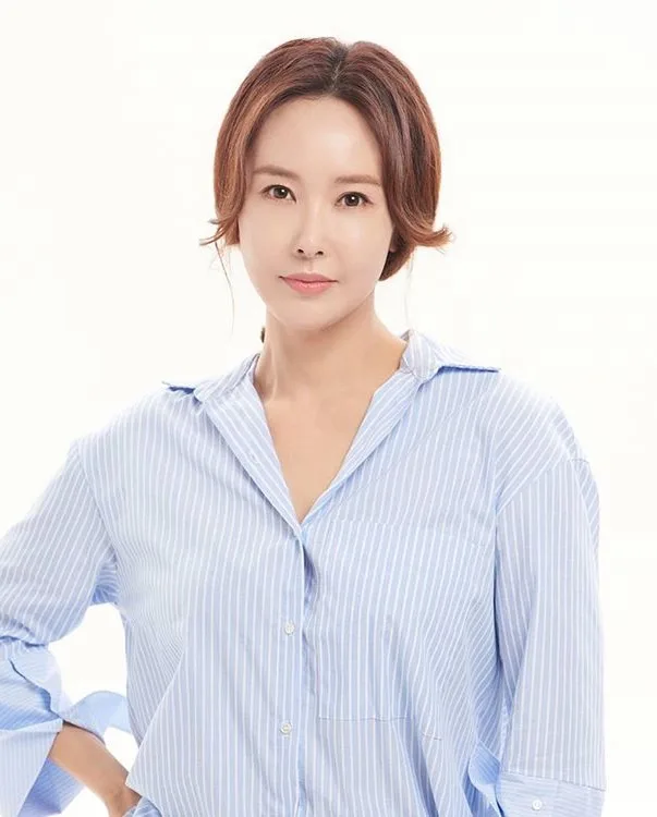 Portrait of South Korean actress Choi Soo-Rin