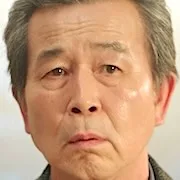 Park Choong-Sun as Lee Seok-Man