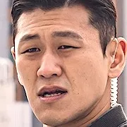 Kang Hong-Suk