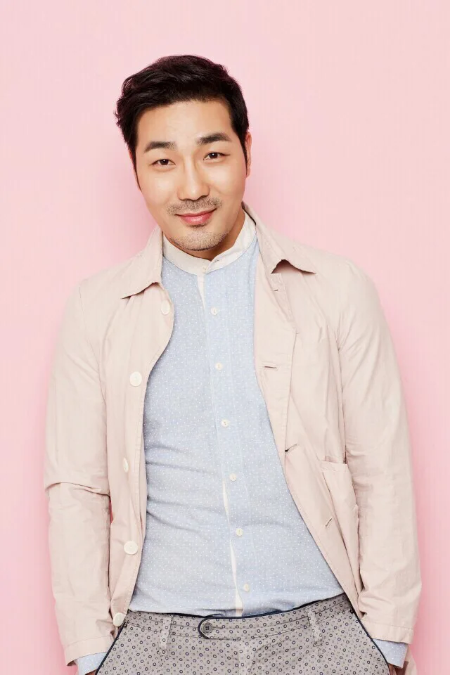 Portrait of actor Ha Do-Kwon