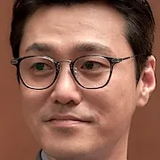 Actor Choi Young-Joon