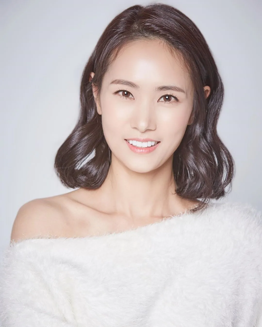 Park Su-Yeon profile photograph