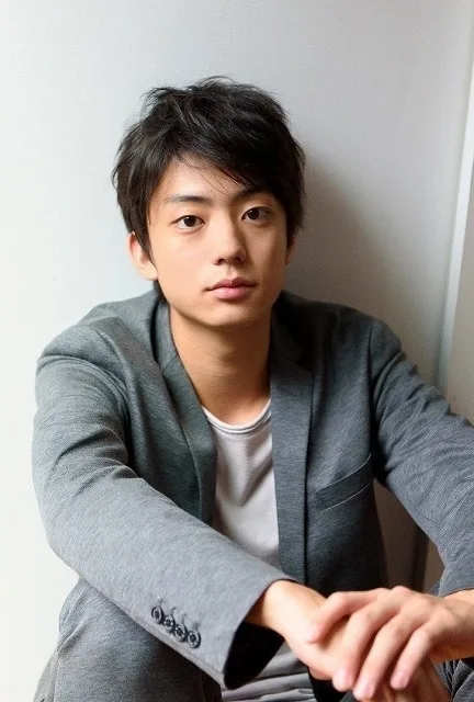Kentaro Ito portrait photograph from 1997