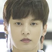 Yoon Sun-Woo