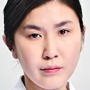 Portrait of Miyuki Susuki.