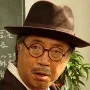 Byun Hee-Bong as Mr. Kang