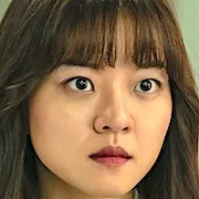 Ko Ah-Sung as Lee Ja-Young