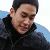Kim Soo-hyun as young Lee Seong-mo