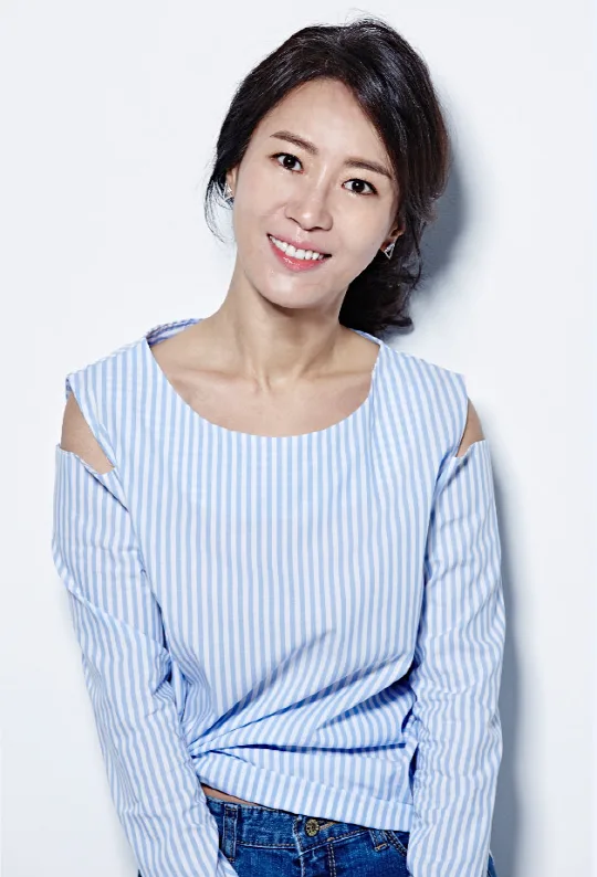 Portrait of South Korean actress Kim Hee-jung