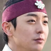 Hyun Woo