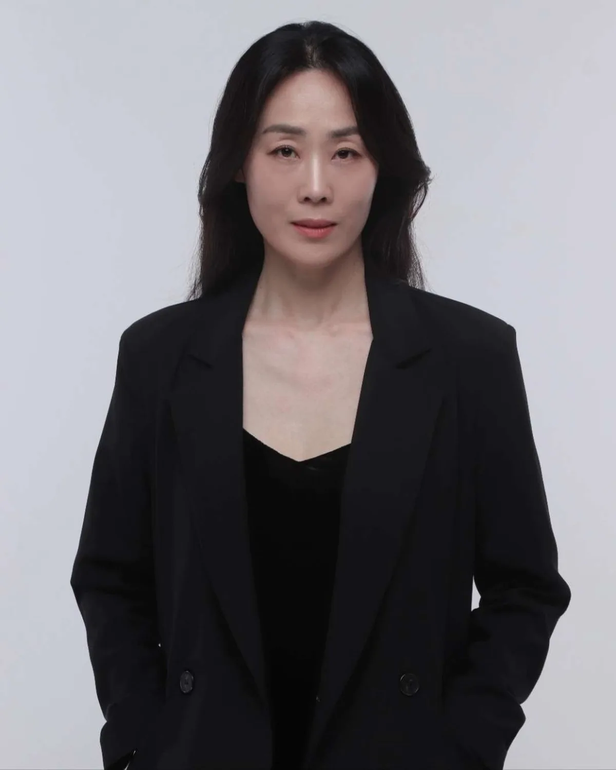 Portrait photograph of South Korean actor Kim Jung-Hyun, born in 1979.