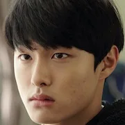 Actor Yoon Chan-Young
