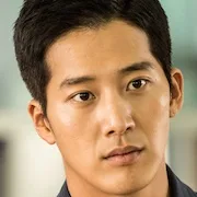 Actor Lee Wan