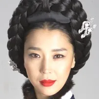 Han Go Eun as Han Dan-Yi