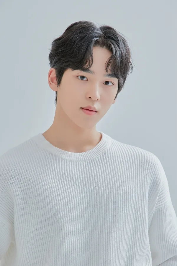Portrait of South Korean actor Moon Sung-Hyun