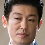 Heo Sung-tae as Hong Jung-soo